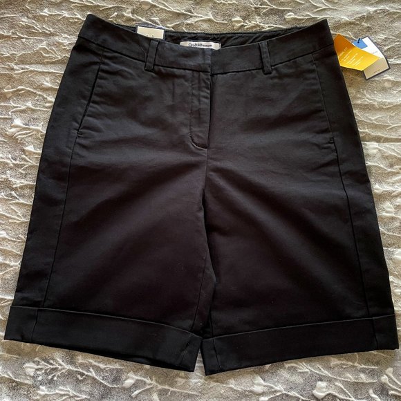 New! Ladie's Shorts - Picture 1 of 4